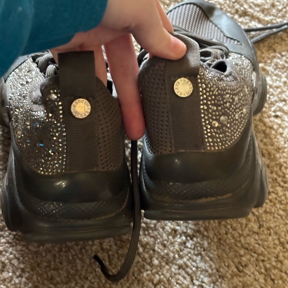 Shoes - Picture 12 of 13